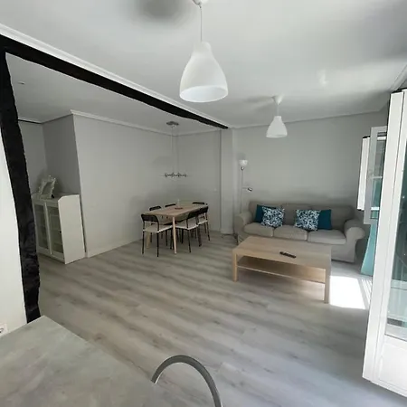 Apartment Recien Reformado Excelente Ubicacion *